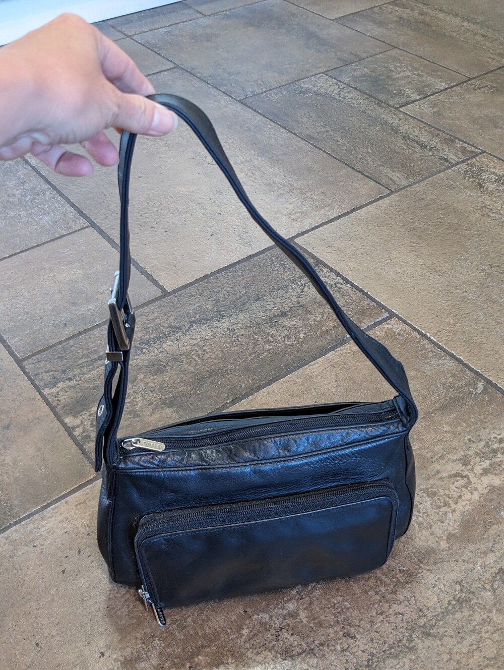 Danier Vintage Leather Y2K Mini Butter Soft Chic Shoulder Bag Black ๐ค - Picture 5 of 17